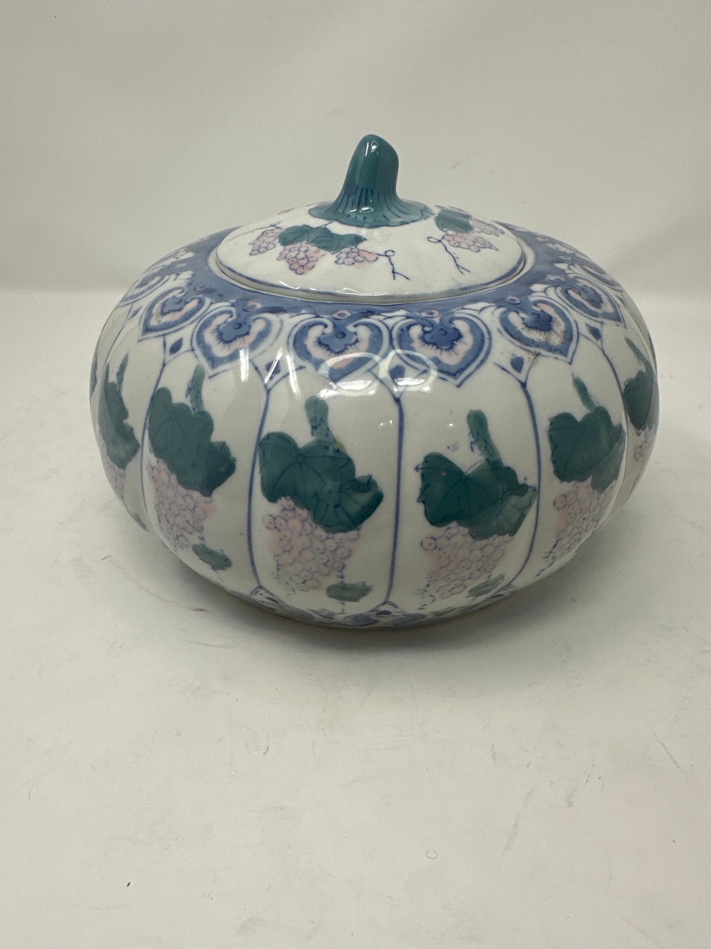Grape Motif Pumpkin Pot 1990s