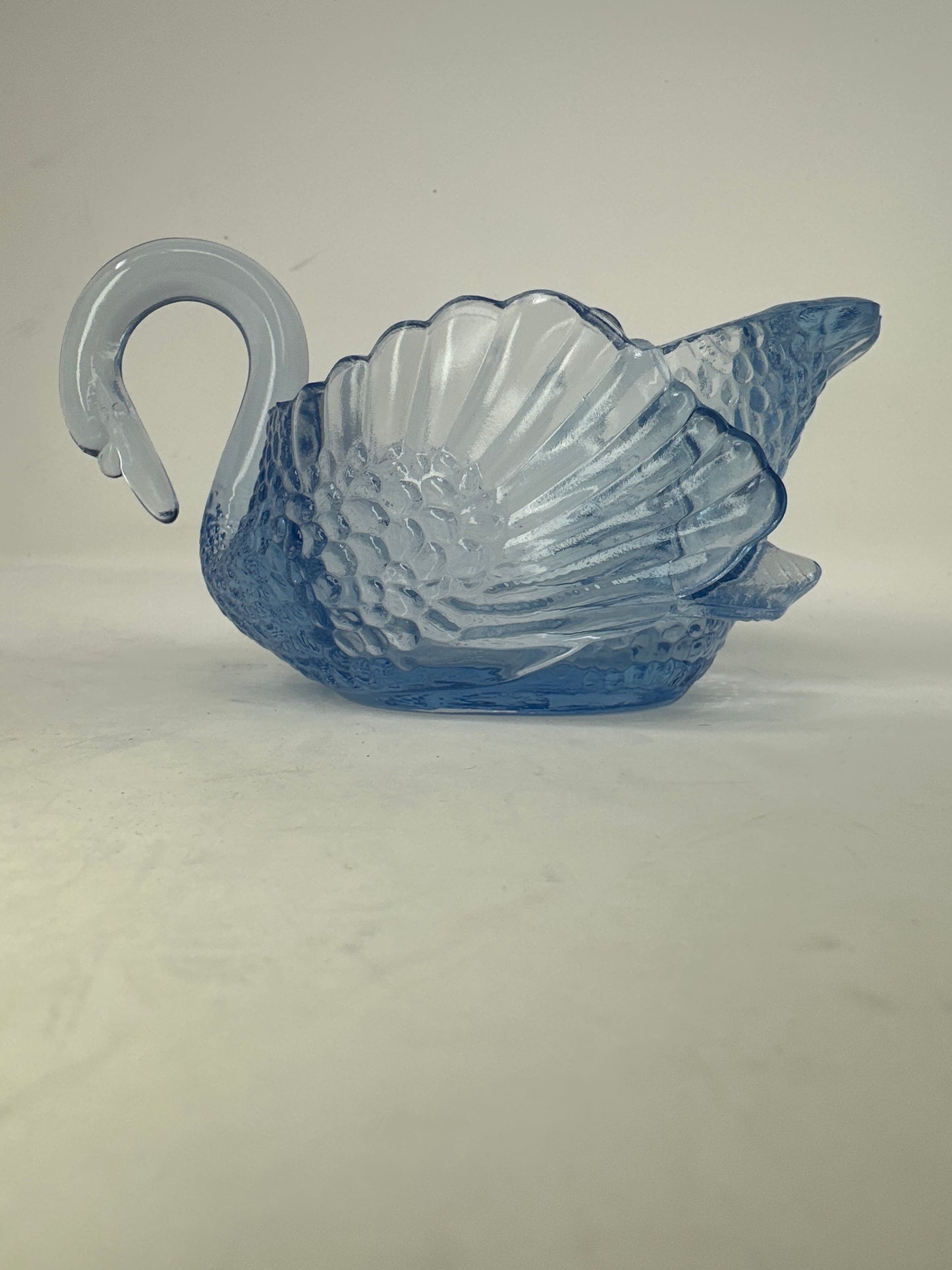 Boyd Art Glass Swan