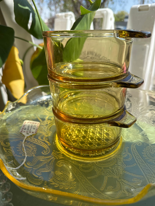 Pyrex Glass Ramekin set yellow
